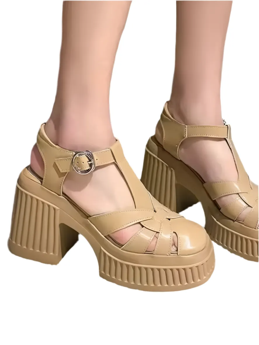 Beige Roman gladiator sandals