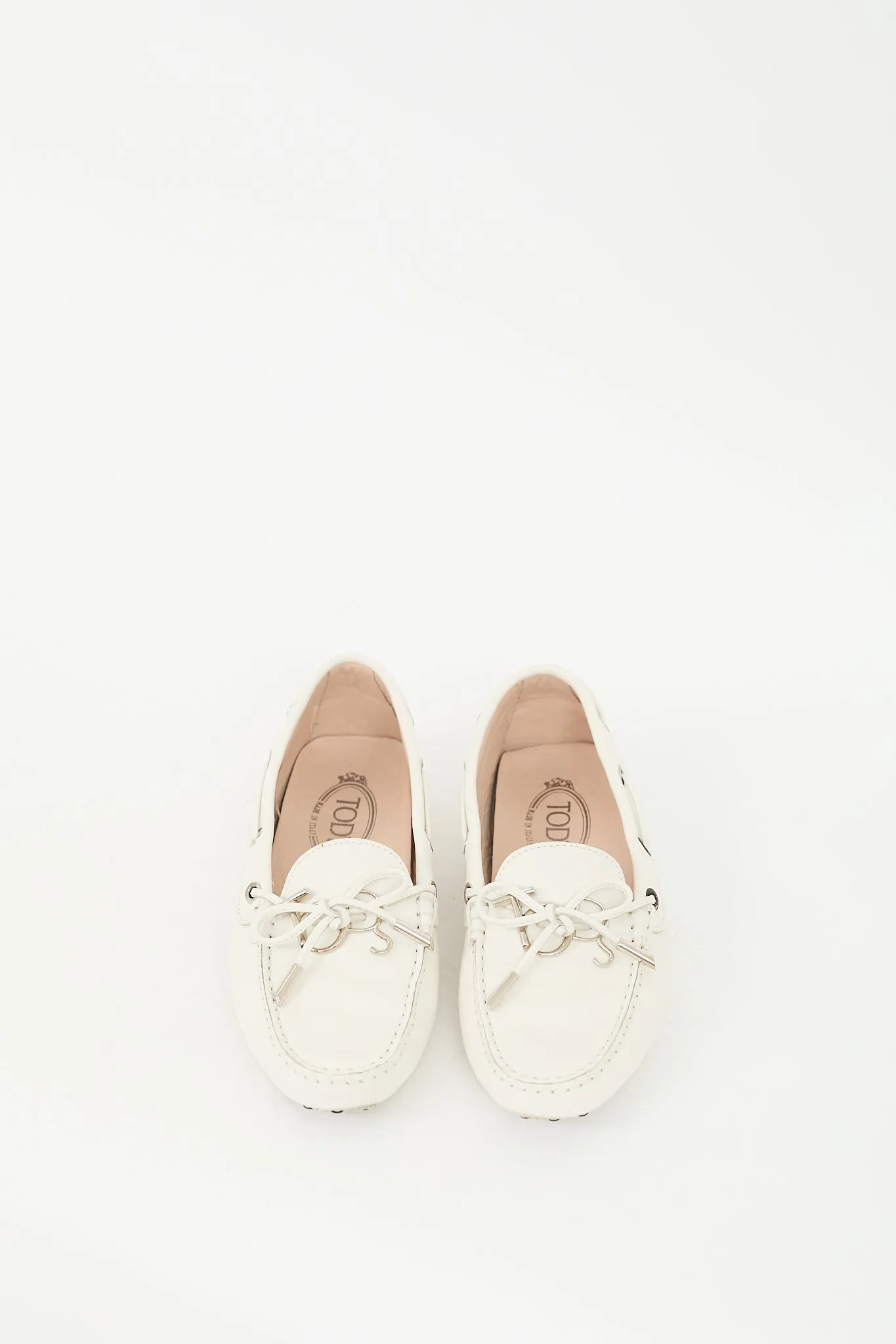 Cream Textured Leather Gommino Embellished Loafer