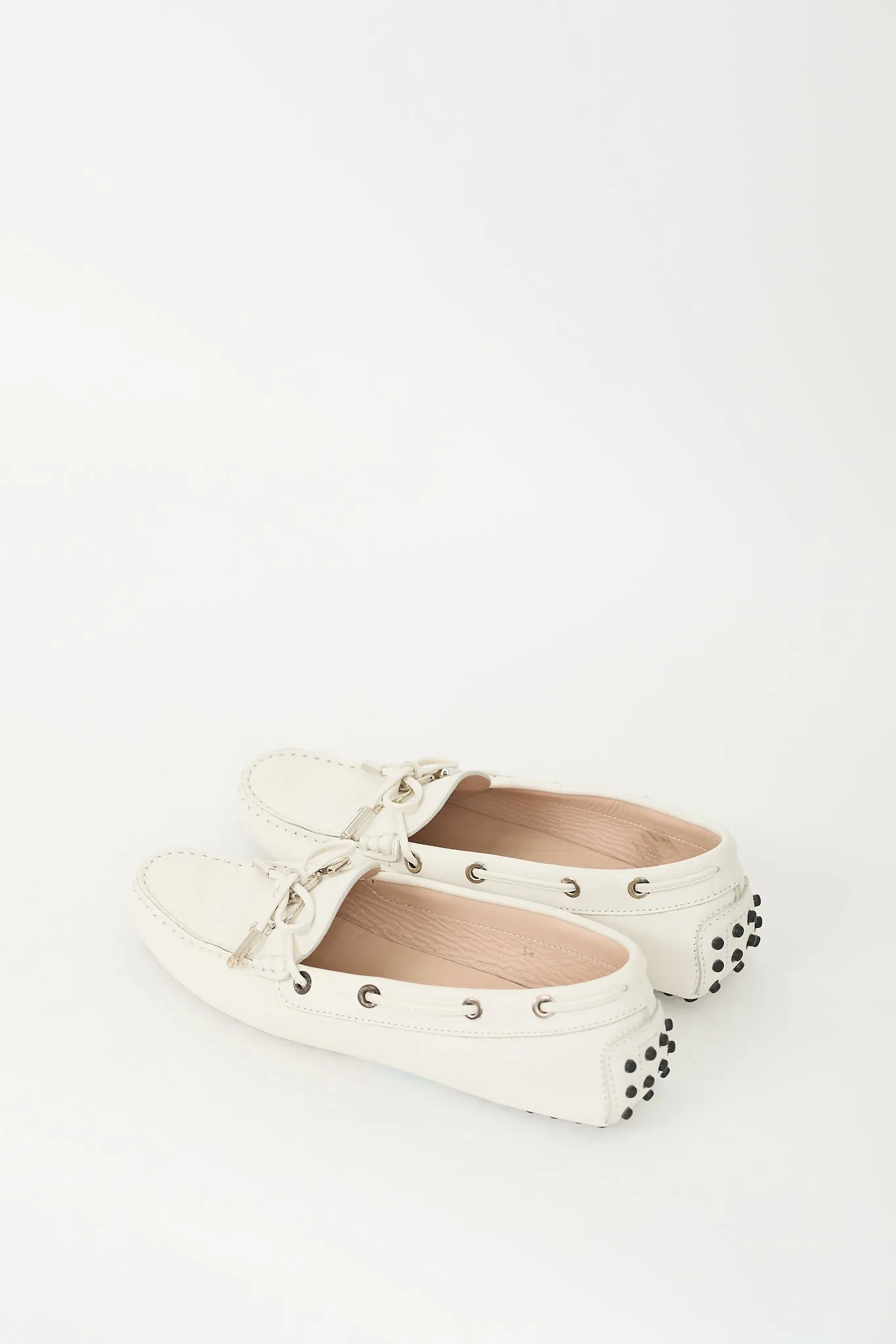 Cream Textured Leather Gommino Embellished Loafer