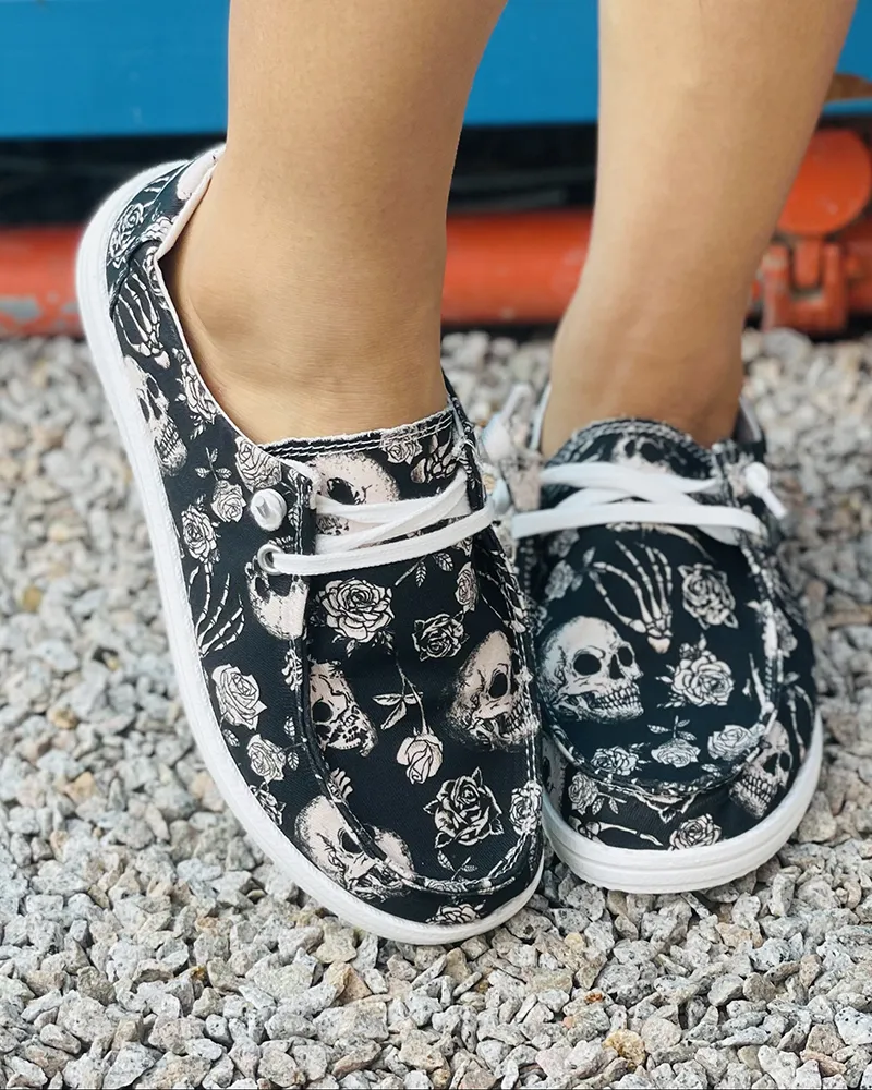 Halloween themed printed canvas shoes