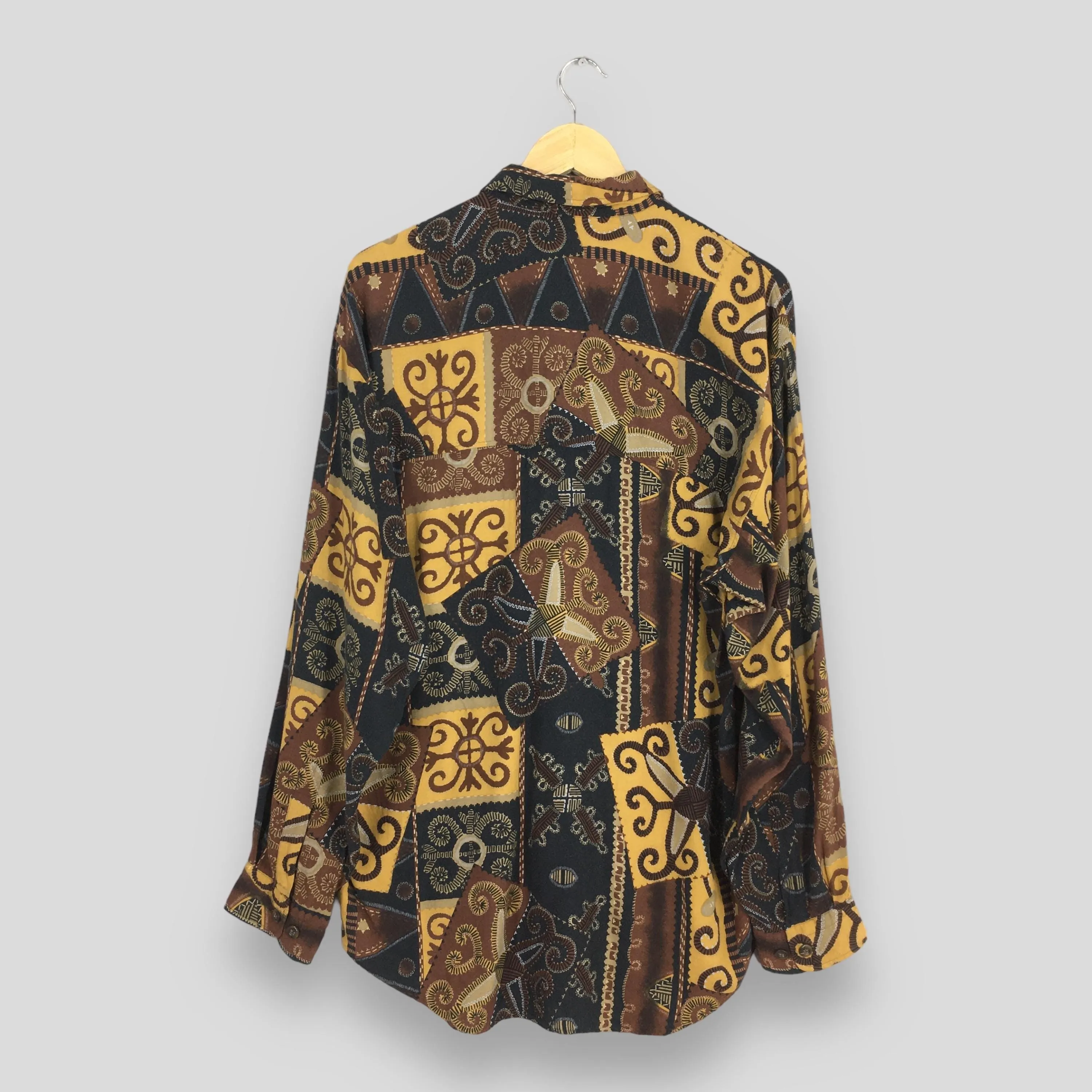 Novelty Baroque Artwork Rayon Shirt Large