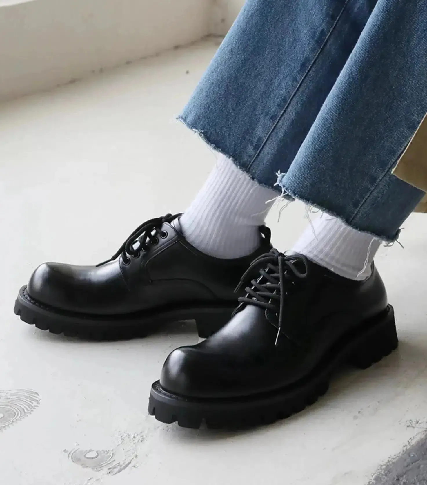 Stylish Lace-Up Casual Shoes