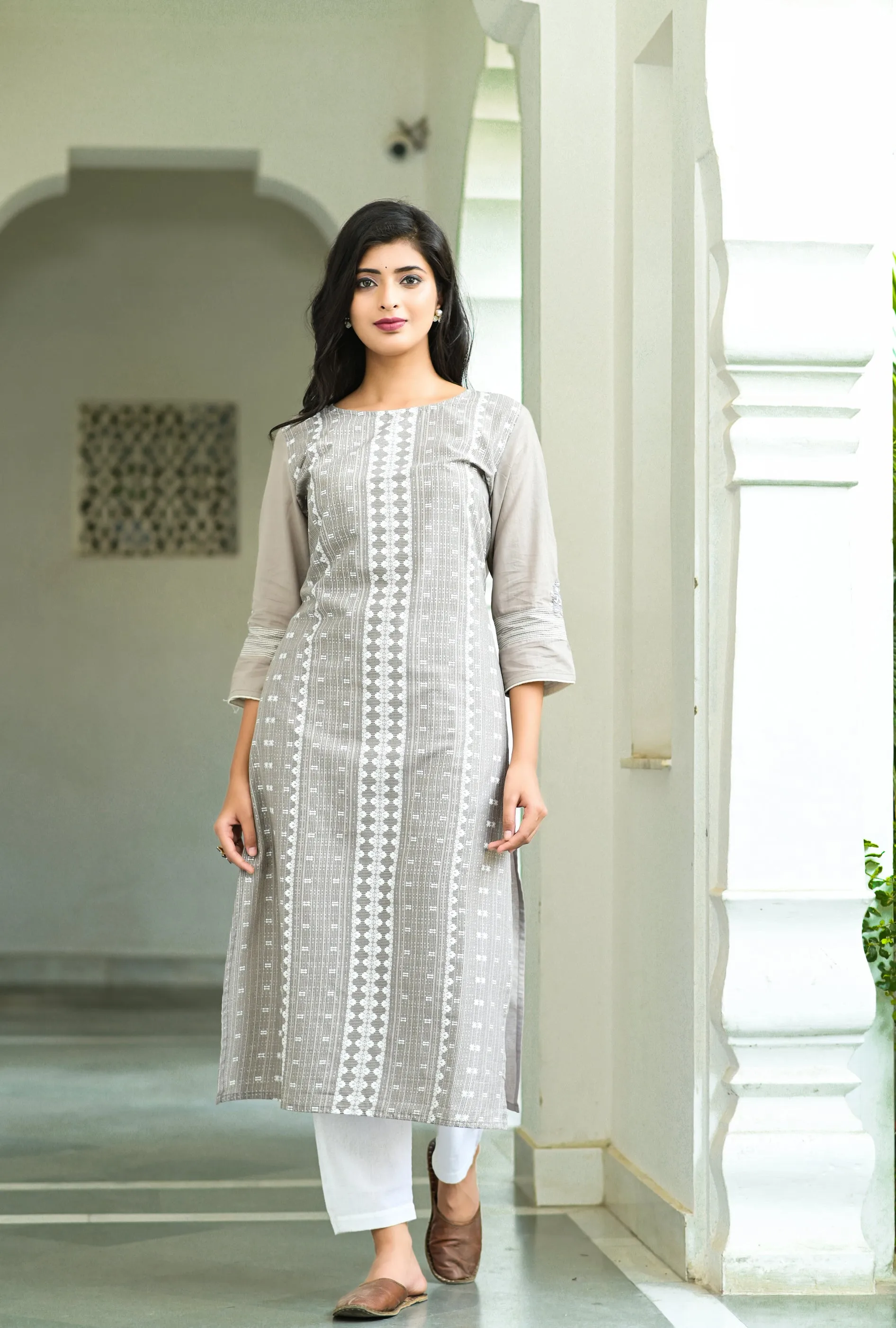 Women Grey Printed Kurta Set